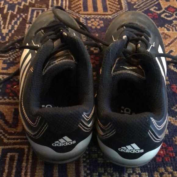 Adidas baseball cleats US size 1.5 - Picture 3 of 4